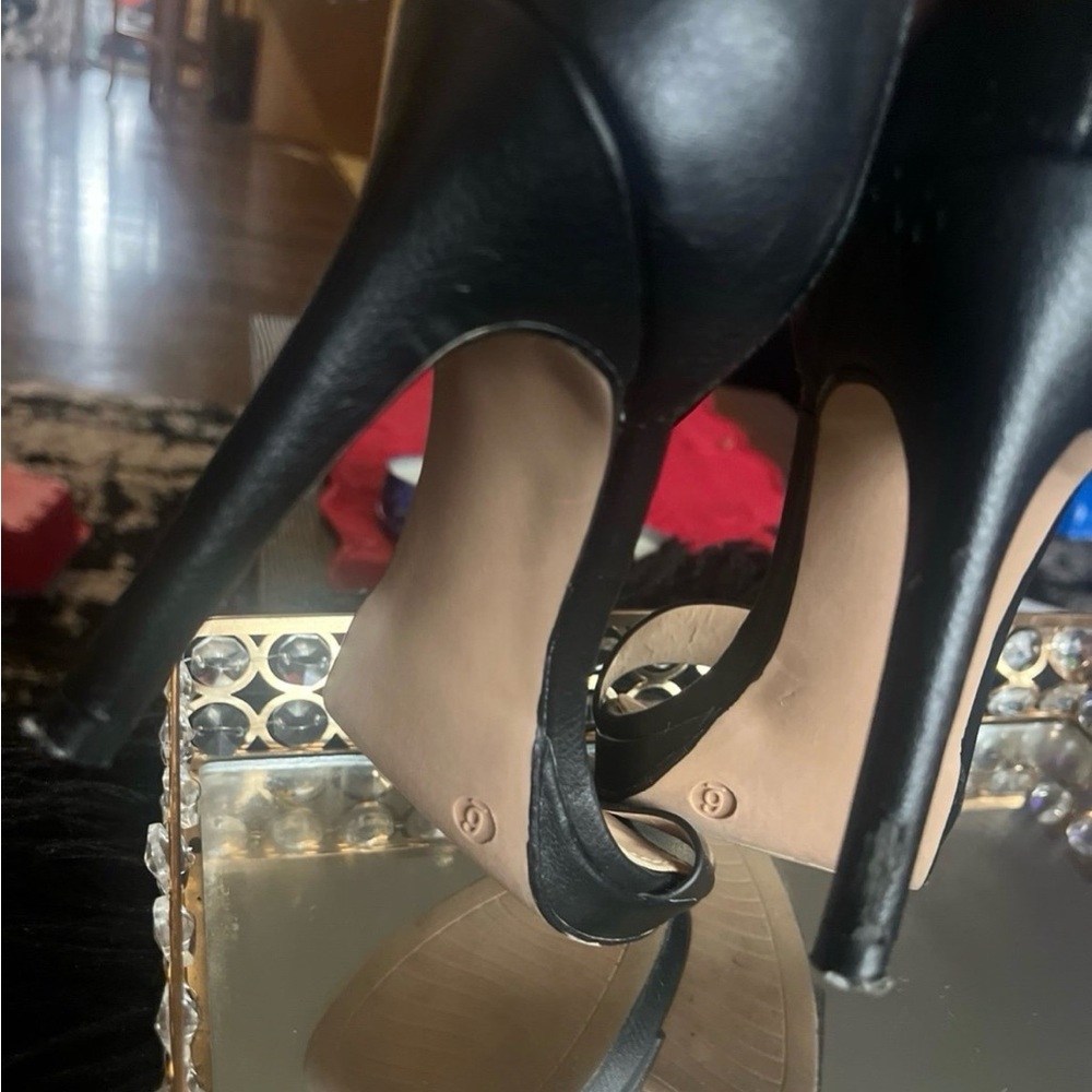 Michael Shannon Black Women's Heels - Picture 5 of 6